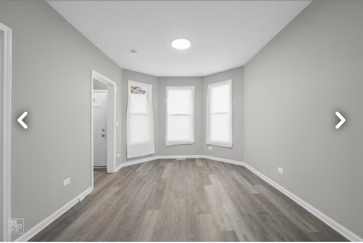Foto principal - 7218 S Peoria St