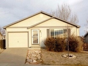 Building Photo - 4912 Prospect Dr
