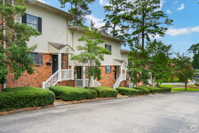 Exterior - Vestavia Park Apartments