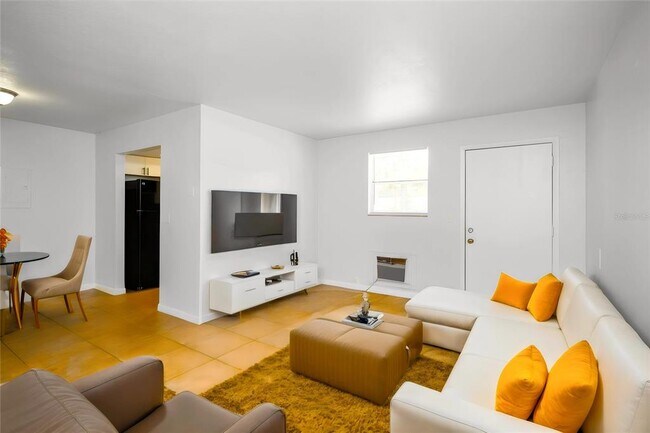 Foto del edificio - 830 W Beacon Rd