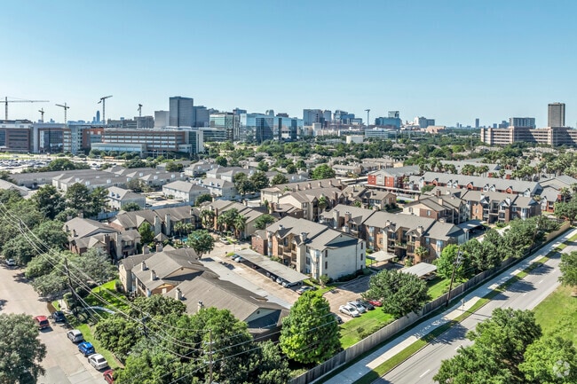 2121 Hepburn St - Context - Montreal Place