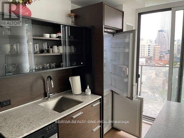 Photo du bâtiment - 75-875 St Nicholas St
