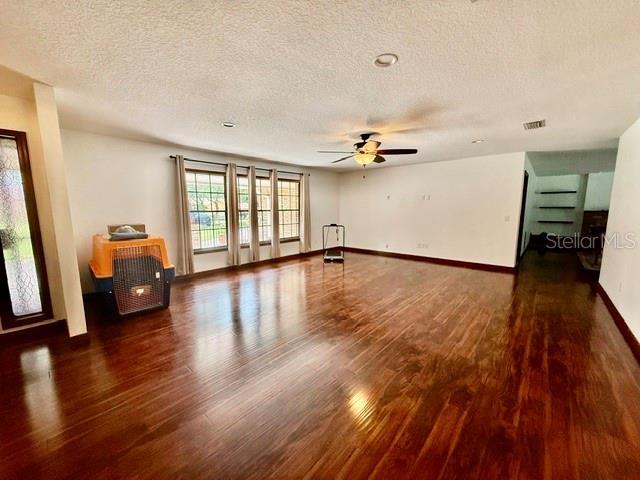 Building Photo - 543 Princewood Dr