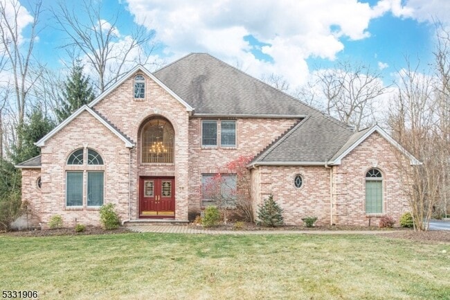 Photo - 16 Indian Hill Rd House