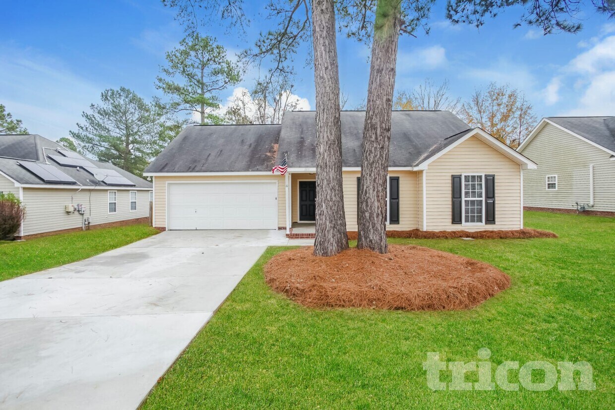 Foto principal - 185 Caughman Ridge Rd