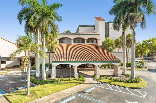 Building Photo - Studios at 88 Palms