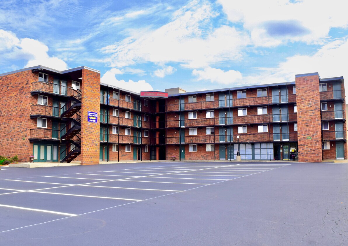 Heather House Apartments Louisville, KY