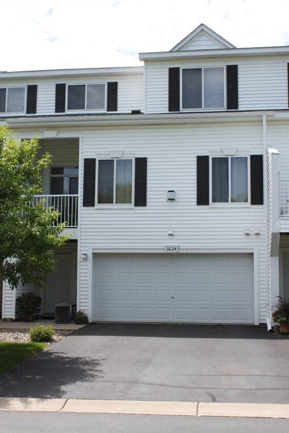 Foto principal - 3624 Abercrombie Ln