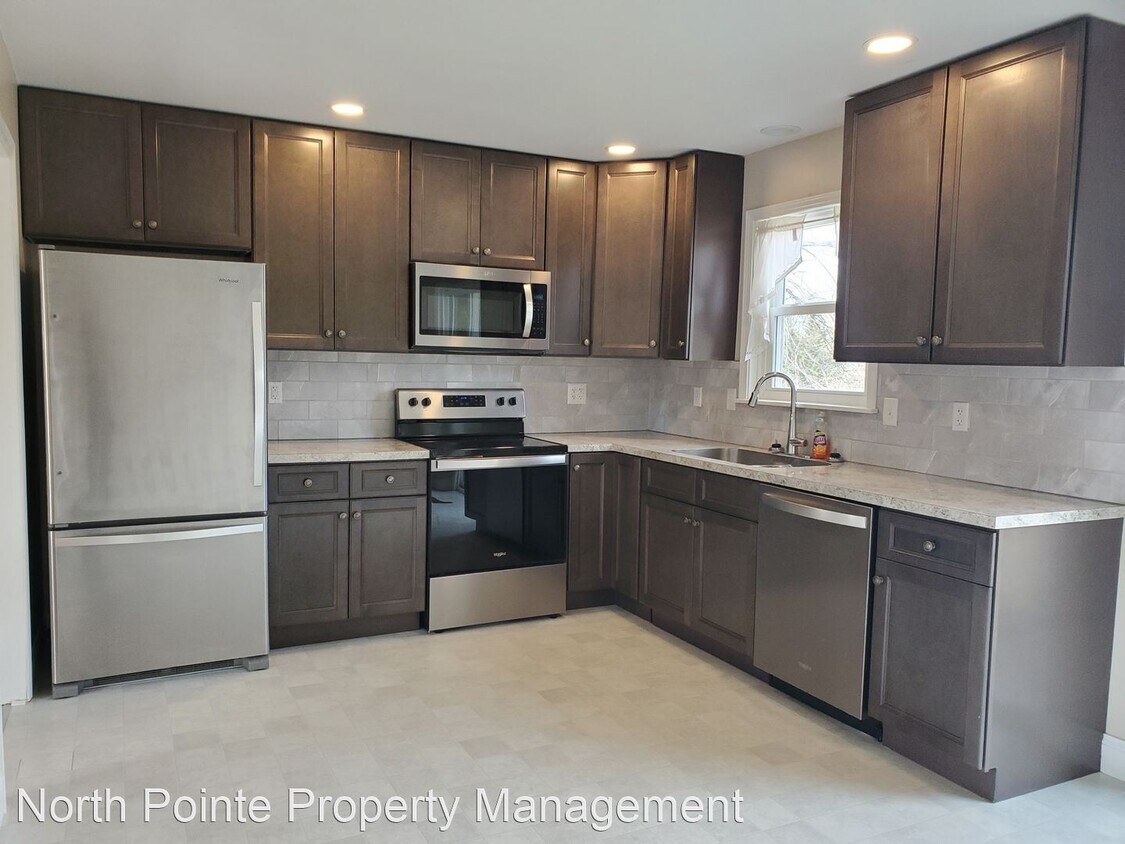 Foto principal - 3 br, 2 bath House - 110 Den Mar Drive