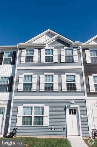 Building Photo - 64 Brookside Ave