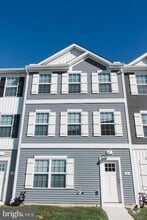 Building Photo - 64 Brookside Ave