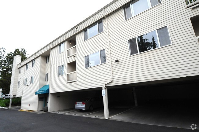 Building Photo - Brighton North Apartments
