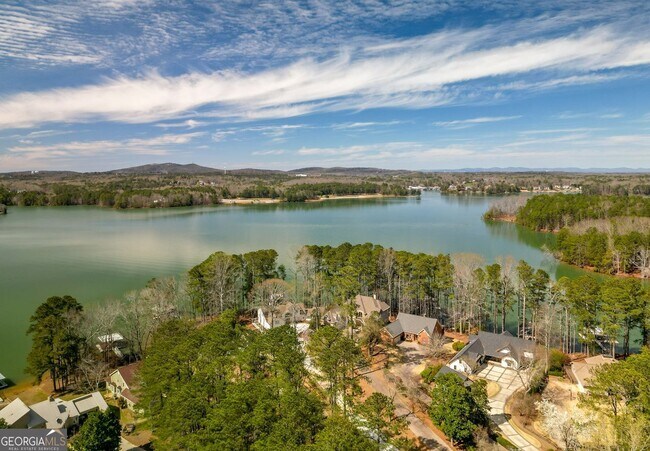 Building Photo - 3200 Rim Cove Dr