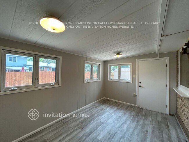 Foto del edificio - 8866 W Asbury Dr