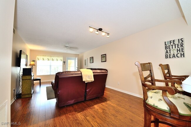 Foto del edificio - 3971 Leeward Passage Ct