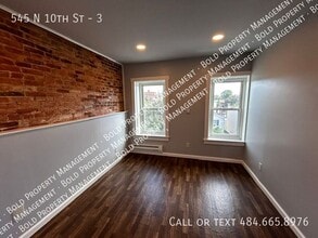 Building Photo - 545 N 10th St