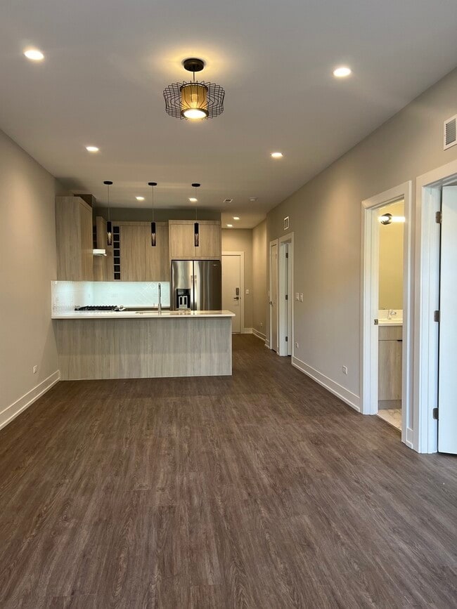 Foto del edificio - 3244 N Lincoln Ave