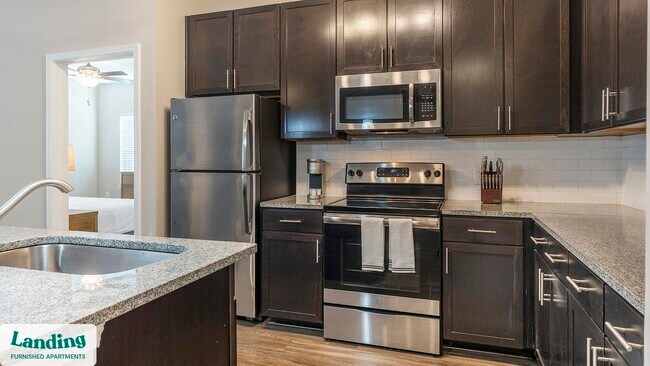 Foto del edificio - 915 Brentmoor Dr