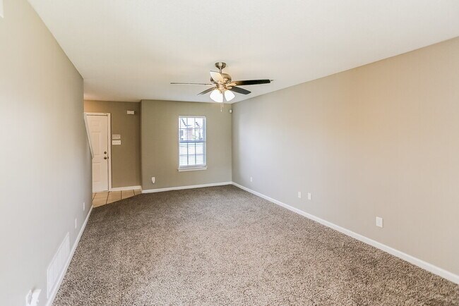 Building Photo - 7700 Belmont Run Cove