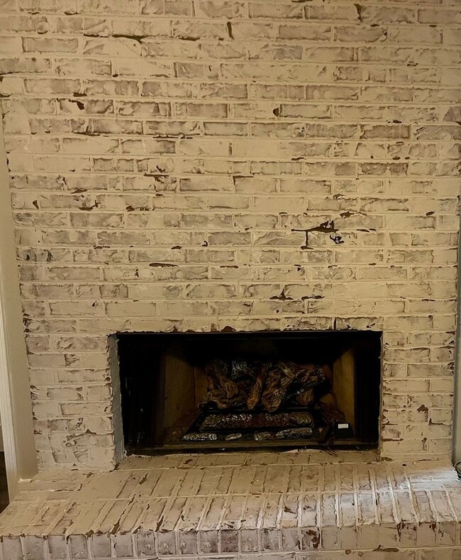 Building Photo - 95 Oakwood Dr