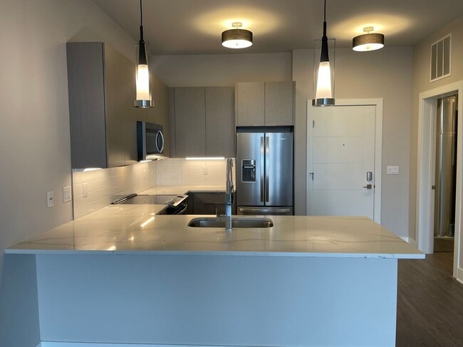 Interior Photo - 321 Jefferson