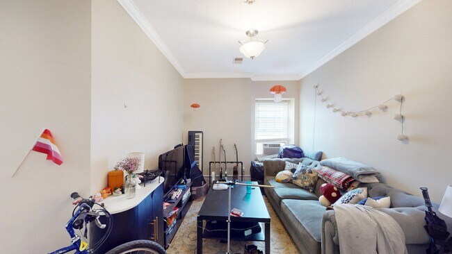 Foto del edificio - 712 Shawmut Ave