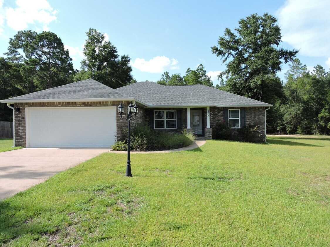 Foto principal - 6258 Maloy Dr