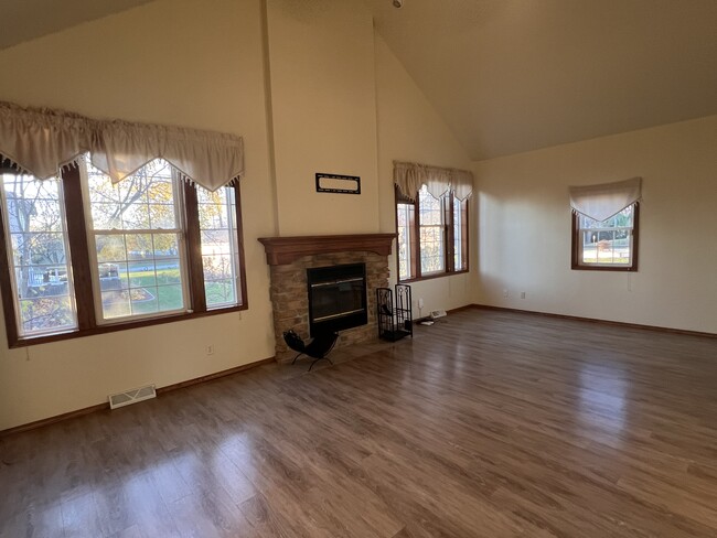 Living Room - 2568 Lopez Ln