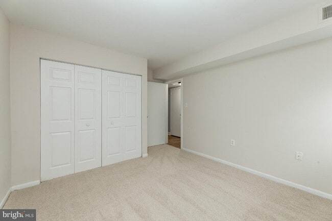 Building Photo - 1405 Northgate Square