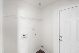 Building Photo - 19138 Larkspur Hills Dr