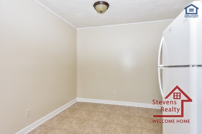 Building Photo - 109 Cassetty Ln