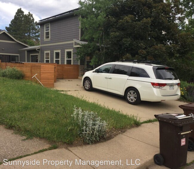 Foto del edificio - 4 br, 3 bath House - 1305 Georgetown Road