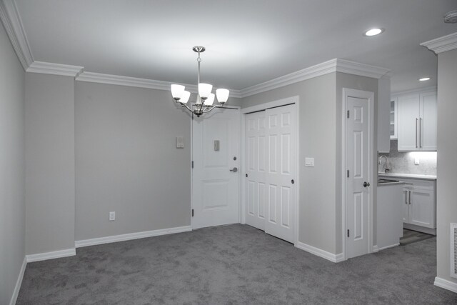 Gabinetes blancos estilo Shaker - Fairfield Square at East Meadow