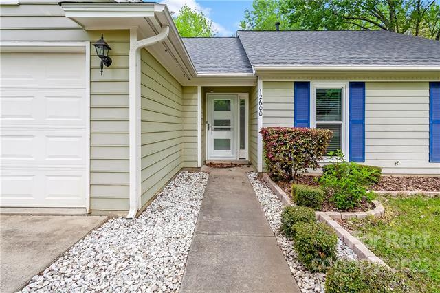 Foto del edificio - 12600 Danby Rd