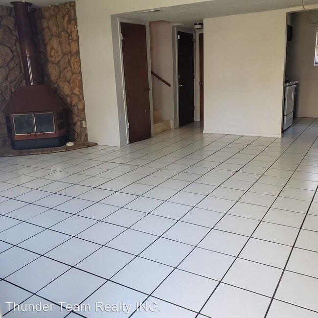 Building Photo - 3 br, 1.5 bath House - 844 Greenvale Road