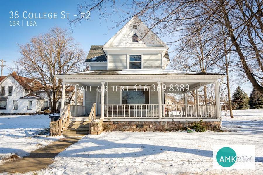 Primary Photo - 38 College St