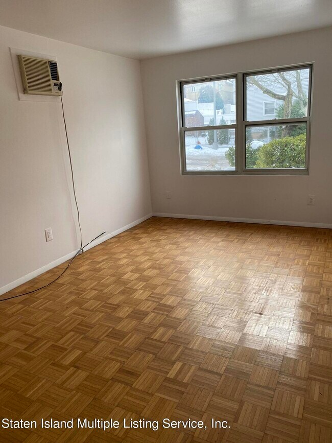 Building Photo - 131 Labau Ave