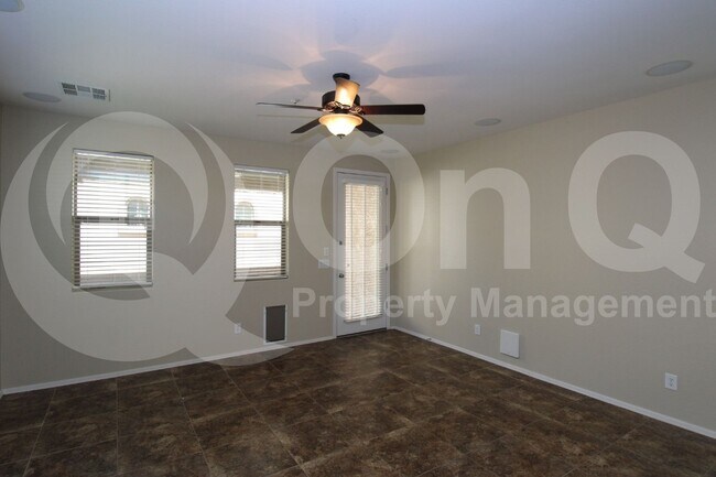 Building Photo - 3254 E Sports Dr