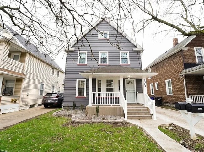 Building Photo - 3647 W 47th St