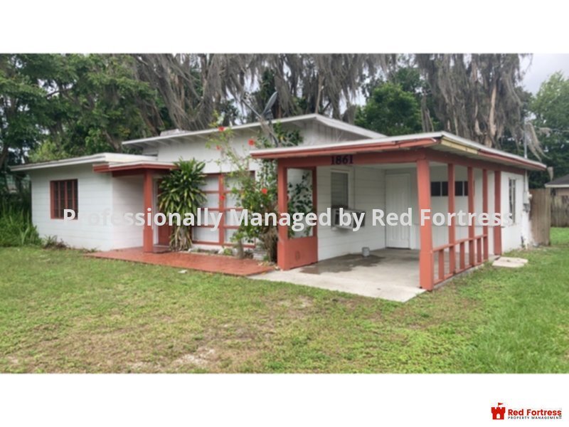 Primary Photo - Beautiful Neighborhood - Across street fro...