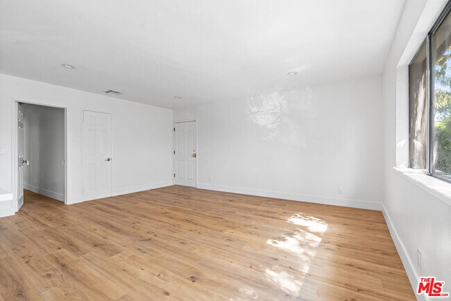 Foto del edificio - 614 6th Ave