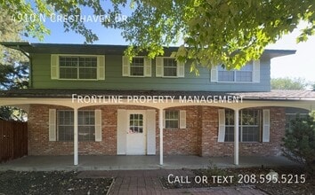 Building Photo - 4910 Cresthaven Dr
