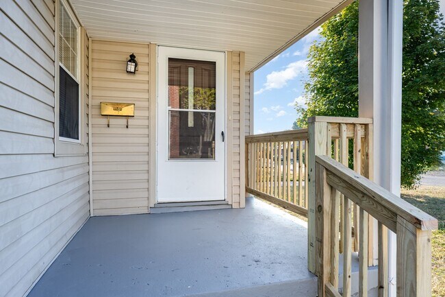 Foto del edificio - Gorgeous 3 Bed 1 Bath Home