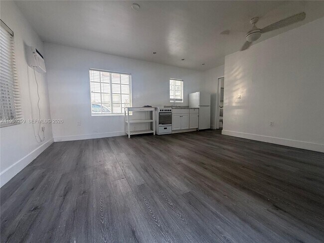 Foto del edificio - 912 Euclid Ave