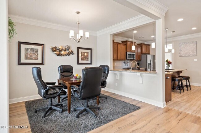 Foto del edificio - 221 Harbor Bend Blvd