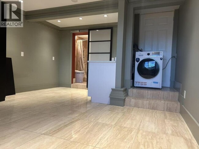 Photo du bâtiment - 5006 Maitland St