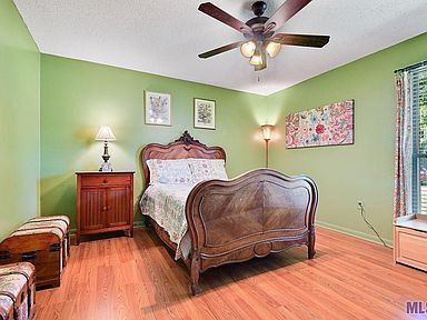 Building Photo - 3020 Woodbrook Dr