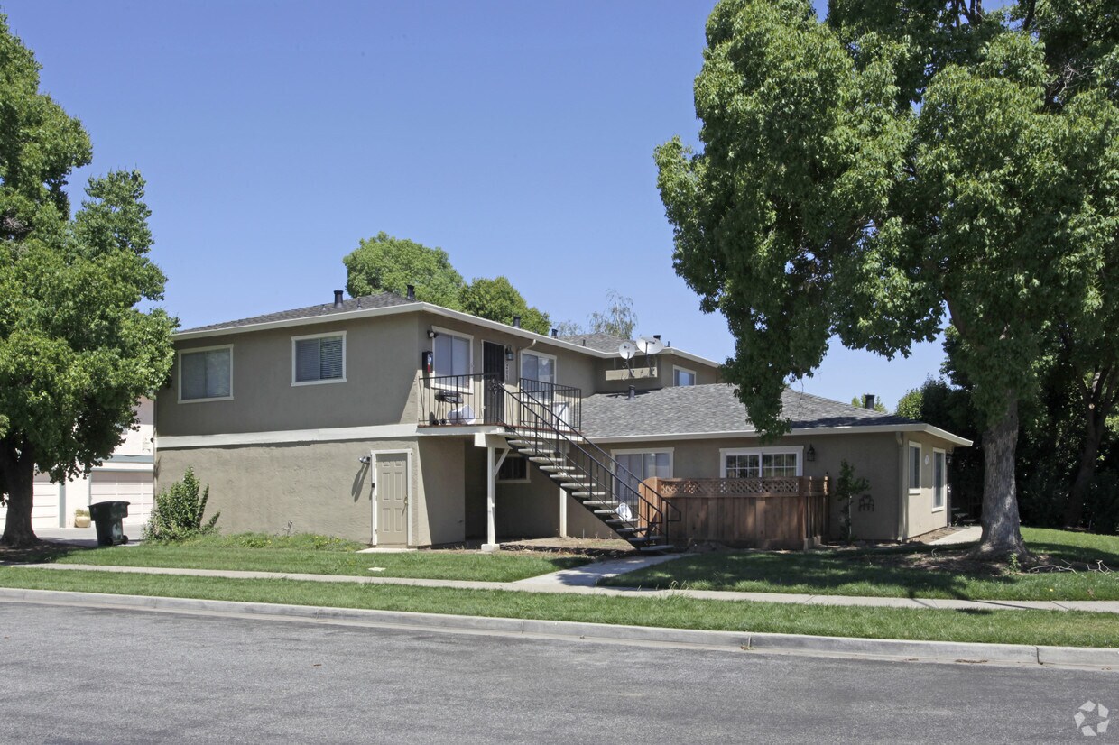 6685 Imperial Dr, Gilroy, CA 95020 Apartments in Gilroy, CA