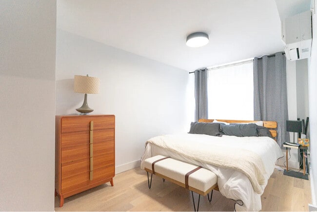 Foto del edificio - 154 Lenox Rd