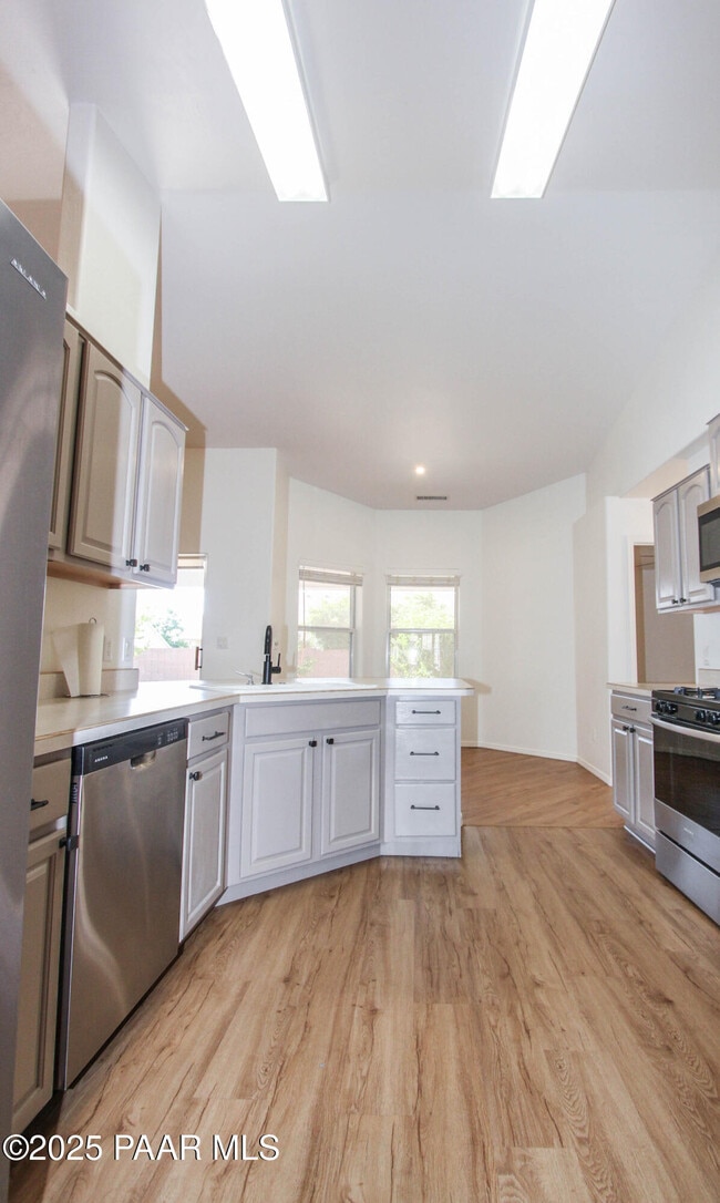 Building Photo - 7454 Granite View